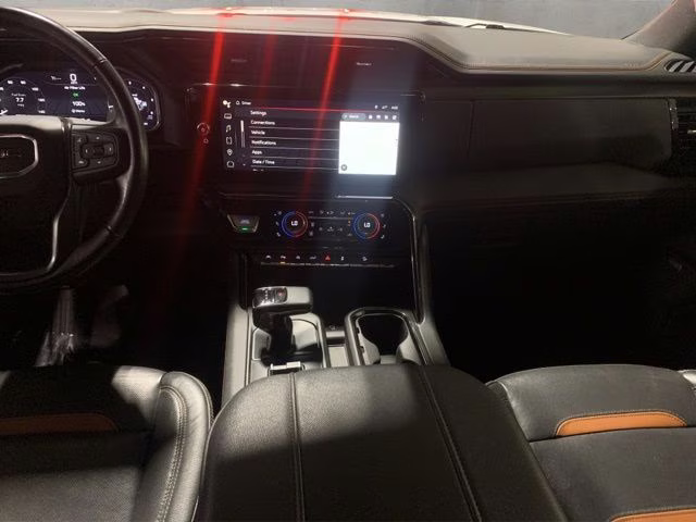 2023 Summit White GMC Sierra 1500 AT4 4X4 Truck