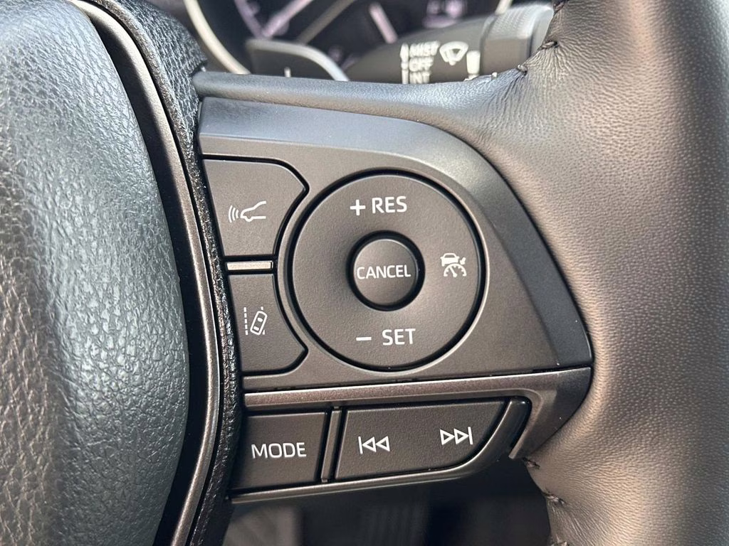 2023 Ice Toyota Camry Hybrid XSE FWD Sedan