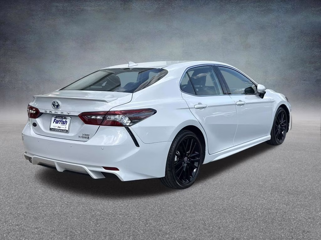 2023 Ice Toyota Camry Hybrid XSE FWD Sedan