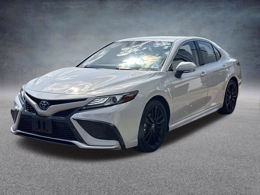 2023 Ice Toyota Camry Hybrid XSE FWD Sedan