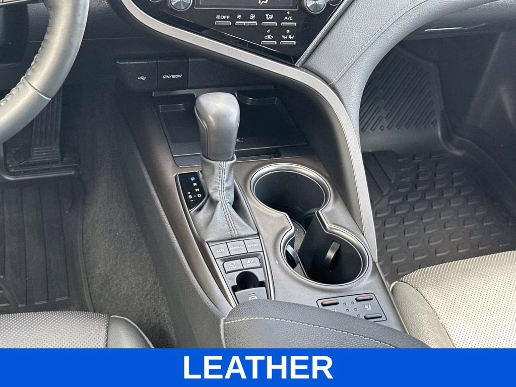 2023 Ice Toyota Camry Hybrid XSE FWD Sedan