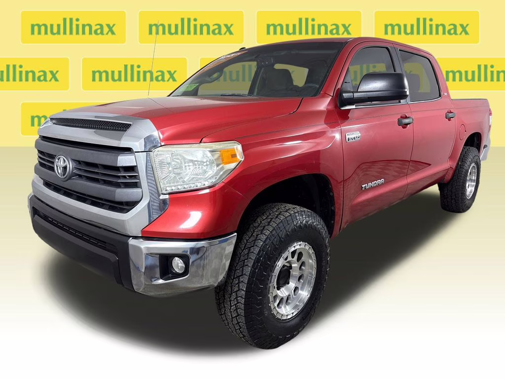 2015 Barcelona Red Metallic Toyota Tundra SR5 4X4 Truck
