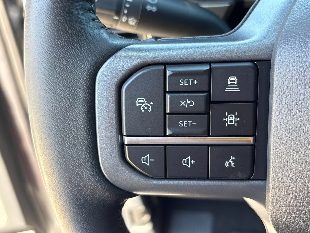 2024 Gray Metallic Ford Super Duty F-350 DRW Lariat 4X4 Truck