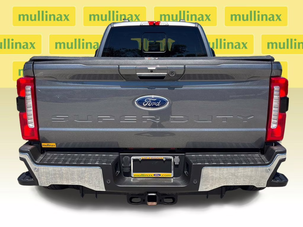 2024 Gray Metallic Ford Super Duty F-350 DRW Lariat 4X4 Truck