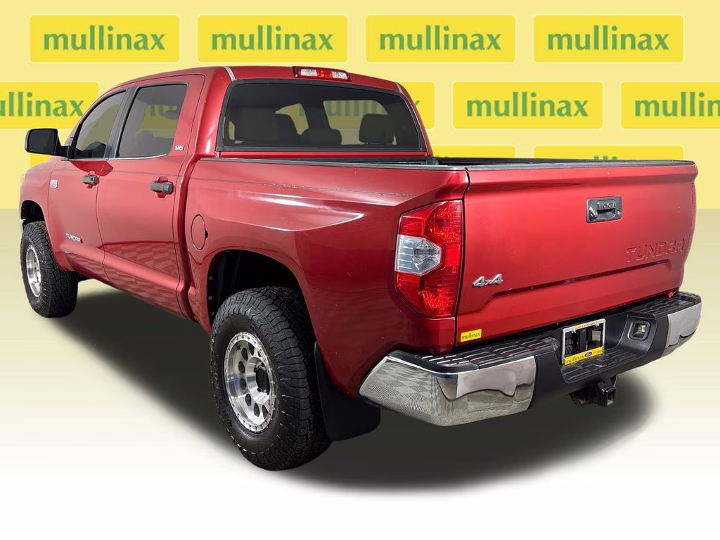 2015 Barcelona Red Metallic Toyota Tundra SR5 4X4 Truck