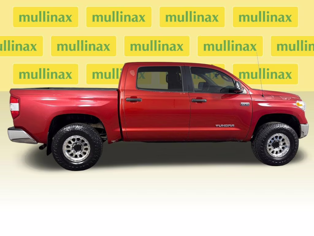 2015 Barcelona Red Metallic Toyota Tundra SR5 4X4 Truck