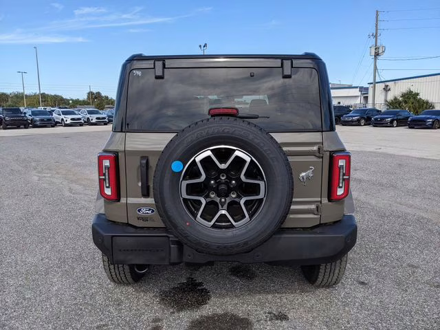 2026 Marsh Gray Ford Bronco Outer Banks 4X4 SUV