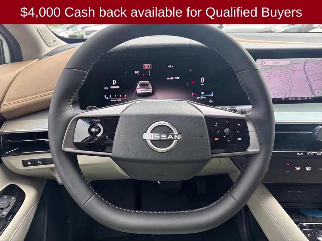 2026 Everest White Pearl/Black Nissan Murano Platinum AWD SUV