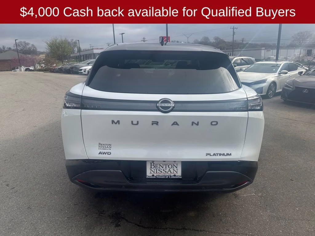 2026 Everest White Pearl/Black Nissan Murano Platinum AWD SUV