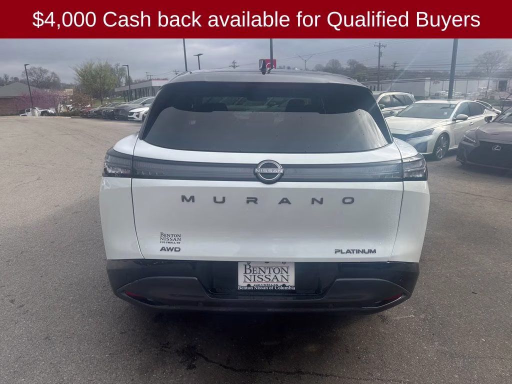 2026 Everest White Pearl/Black Nissan Murano Platinum AWD SUV