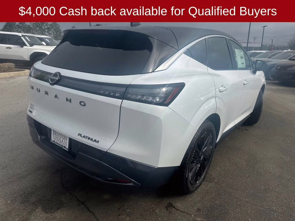 2026 Everest White Pearl/Black Nissan Murano Platinum AWD SUV