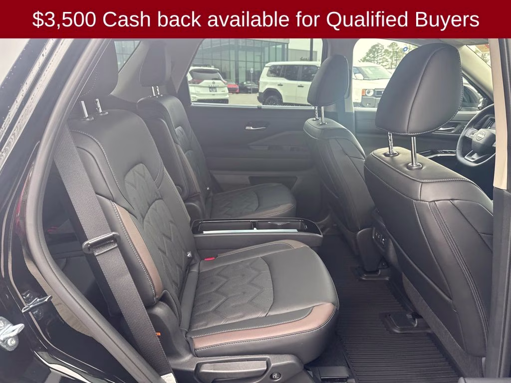 2026 Super Black Nissan Pathfinder Platinum 4X4 SUV
