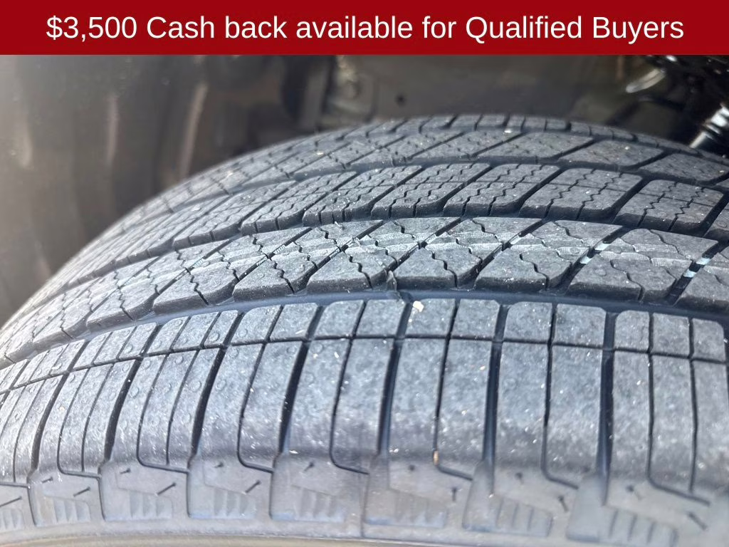 2026 Super Black Nissan Pathfinder Platinum 4X4 SUV