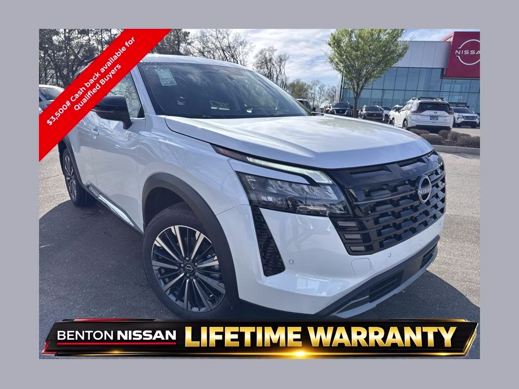 2026 Everest White Pearl Tricoat Nissan Pathfinder Platinum FWD SUV