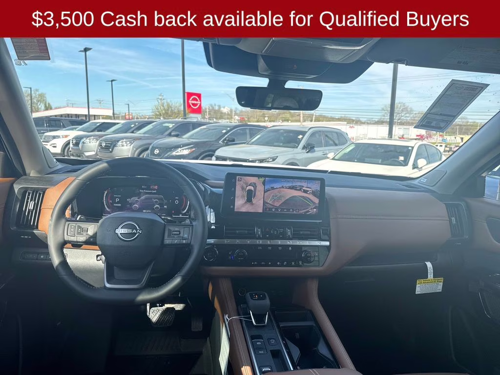 2026 Everest White Pearl Tricoat Nissan Pathfinder Platinum FWD SUV