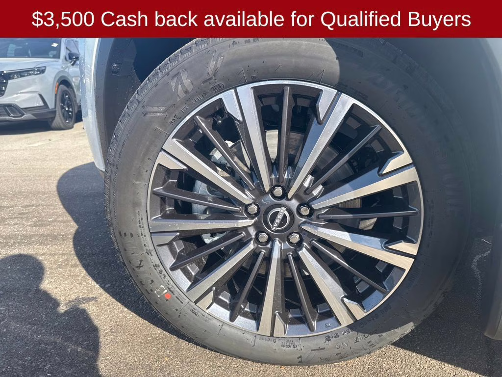 2026 Everest White Pearl Tricoat Nissan Pathfinder Platinum FWD SUV