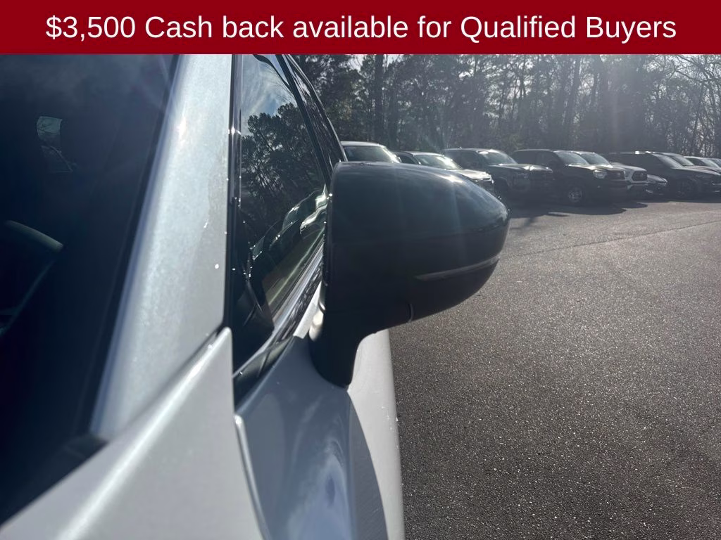 2026 Everest White Pearl Tricoat Nissan Pathfinder Platinum FWD SUV