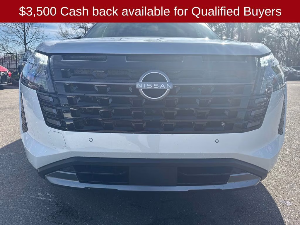 2026 Everest White Pearl Tricoat Nissan Pathfinder Platinum FWD SUV