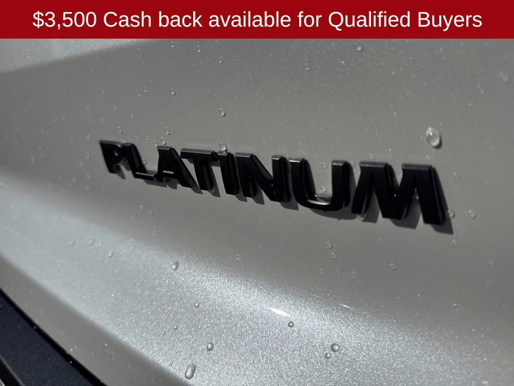 2026 Everest White Pearl Tricoat Nissan Pathfinder Platinum FWD SUV