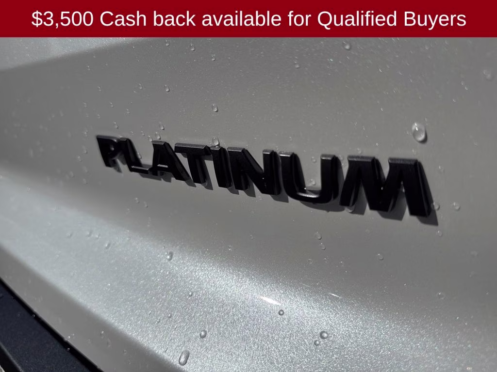 2026 Everest White Pearl Tricoat Nissan Pathfinder Platinum FWD SUV
