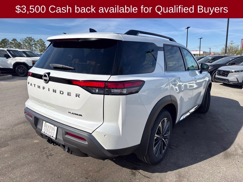 2026 Everest White Pearl Tricoat Nissan Pathfinder Platinum FWD SUV