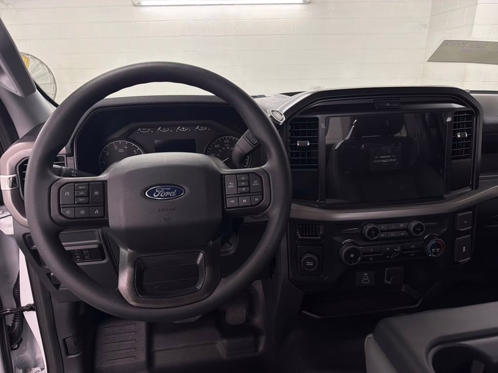 2026 Oxford White Ford F-150 XL RWD Truck