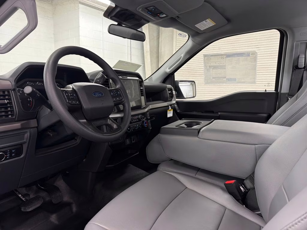 2026 Oxford White Ford F-150 XL RWD Truck