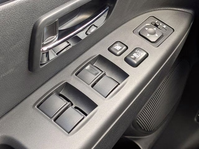 2026 Alloy Silver Metallic Mitsubishi Outlander Sport 2.0 ES 4X4 SUV