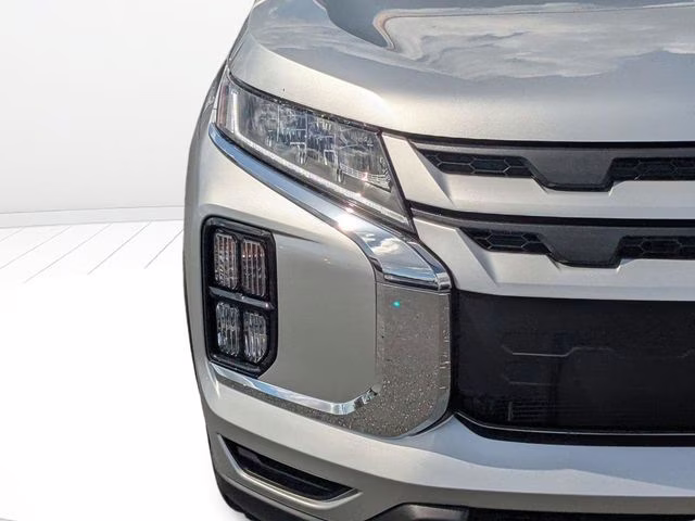 2026 Alloy Silver Metallic Mitsubishi Outlander Sport 2.0 ES 4X4 SUV