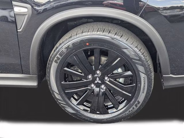2026 Labrador Black Pearl Mitsubishi Outlander Sport 2.0 LE 4X4 SUV