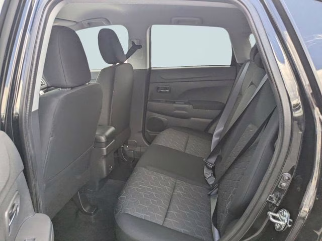 2026 Labrador Black Pearl Mitsubishi Outlander Sport 2.0 LE 4X4 SUV