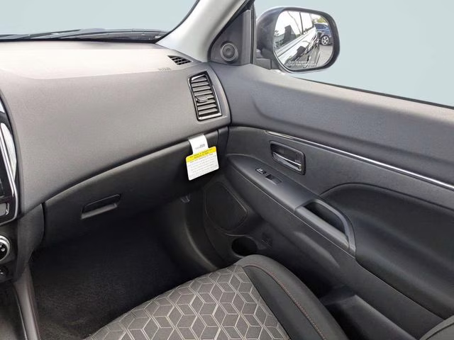 2026 Labrador Black Pearl Mitsubishi Outlander Sport 2.0 LE 4X4 SUV