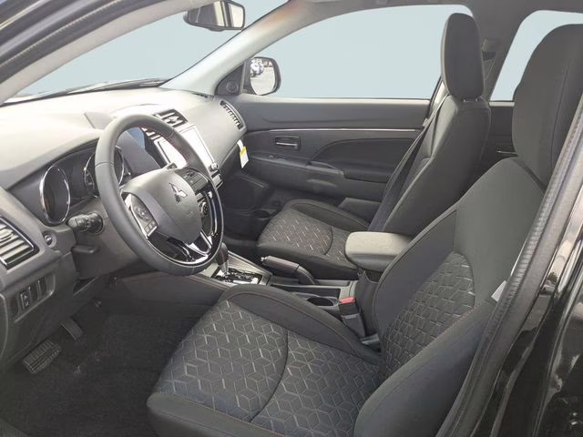 2026 Labrador Black Pearl Mitsubishi Outlander Sport 2.0 LE 4X4 SUV