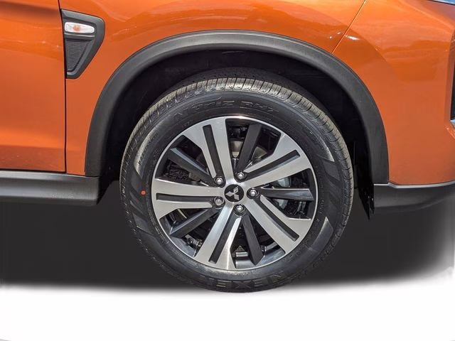 2026 Sunshine Orange Metallic Mitsubishi Outlander Sport 2.0 ES 4X4 SUV