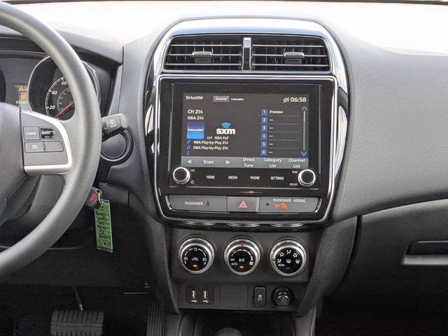 2026 Sunshine Orange Metallic Mitsubishi Outlander Sport 2.0 ES 4X4 SUV