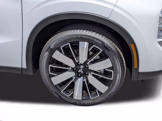 2026 White Diamond Mitsubishi Outlander SE FWD SUV