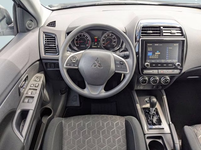 2026 Alloy Silver Metallic Mitsubishi Outlander Sport 2.0 ES 4X4 SUV