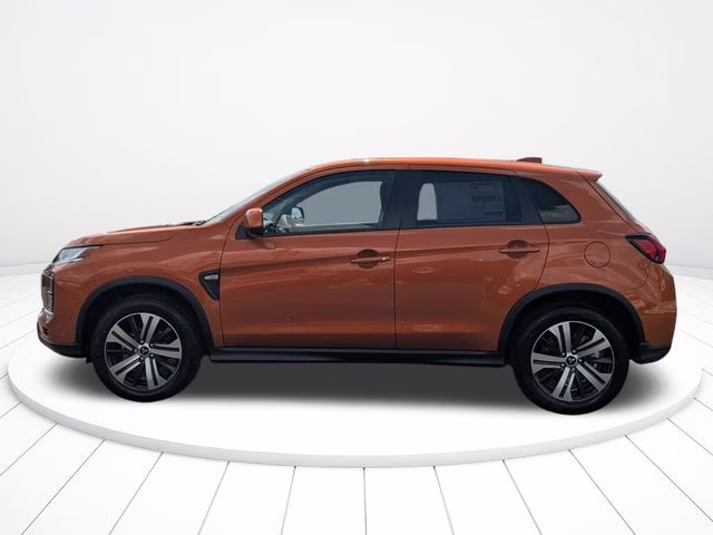 2026 Sunshine Orange Metallic Mitsubishi Outlander Sport 2.0 ES 4X4 SUV