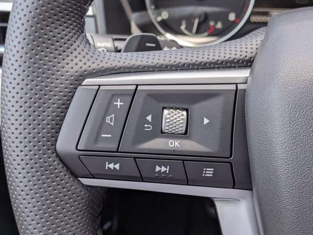 2026 White Diamond Mitsubishi Outlander SE FWD SUV