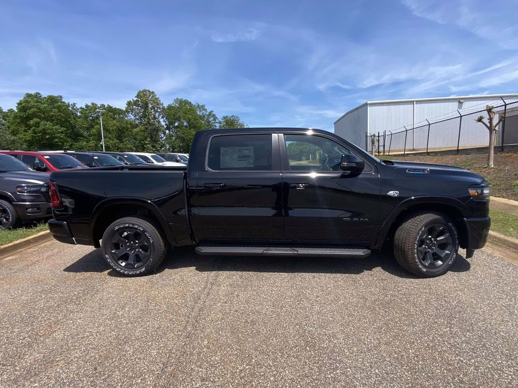 2026 Diamond Black Crystal Pearlcoat Ram 1500 Big Horn/Lone Star 4X4 Truck