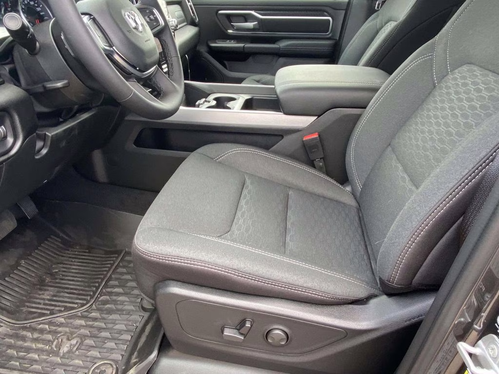 2026 Granite Crystal Metallic Clearcoat Ram 1500 Big Horn/Lone Star 4X4 Truck