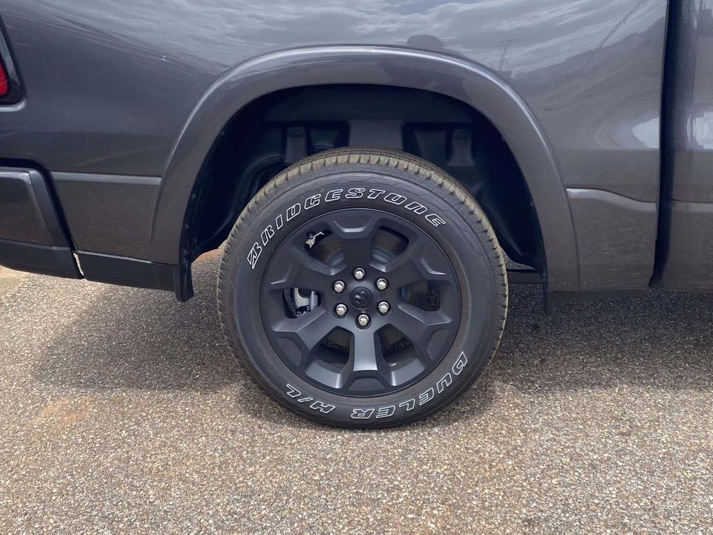 2026 Granite Crystal Metallic Clearcoat Ram 1500 Big Horn/Lone Star 4X4 Truck