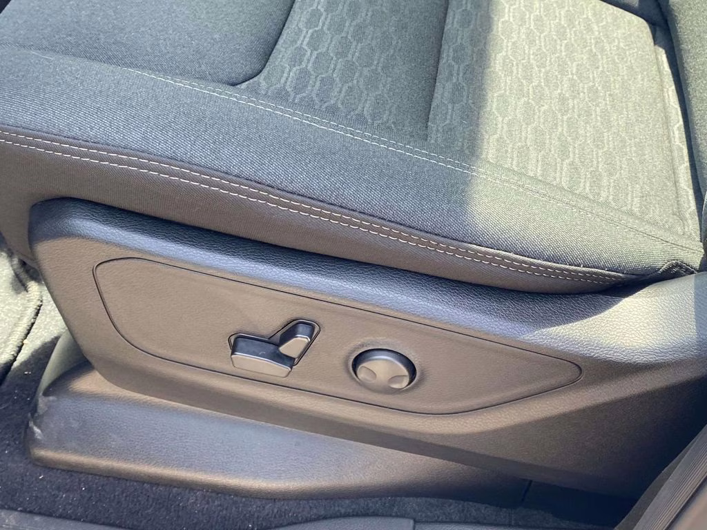 2026 Bright White Clearcoat Ram 1500 Big Horn/Lone Star 4X4 Truck