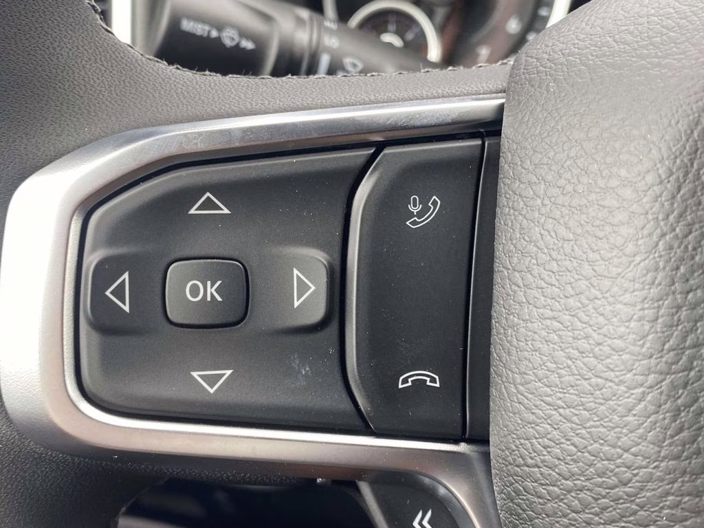 2026 Diamond Black Crystal Pearlcoat Ram 1500 Big Horn/Lone Star 4X4 Truck