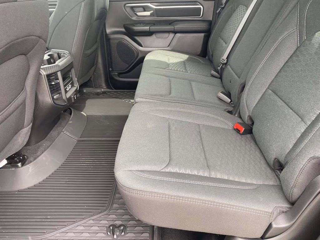 2026 Diamond Black Crystal Pearlcoat Ram 1500 Big Horn/Lone Star 4X4 Truck