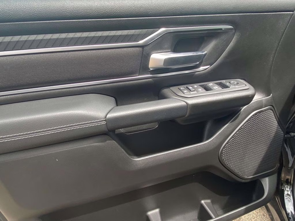 2026 Diamond Black Crystal Pearlcoat Ram 1500 Big Horn/Lone Star 4X4 Truck