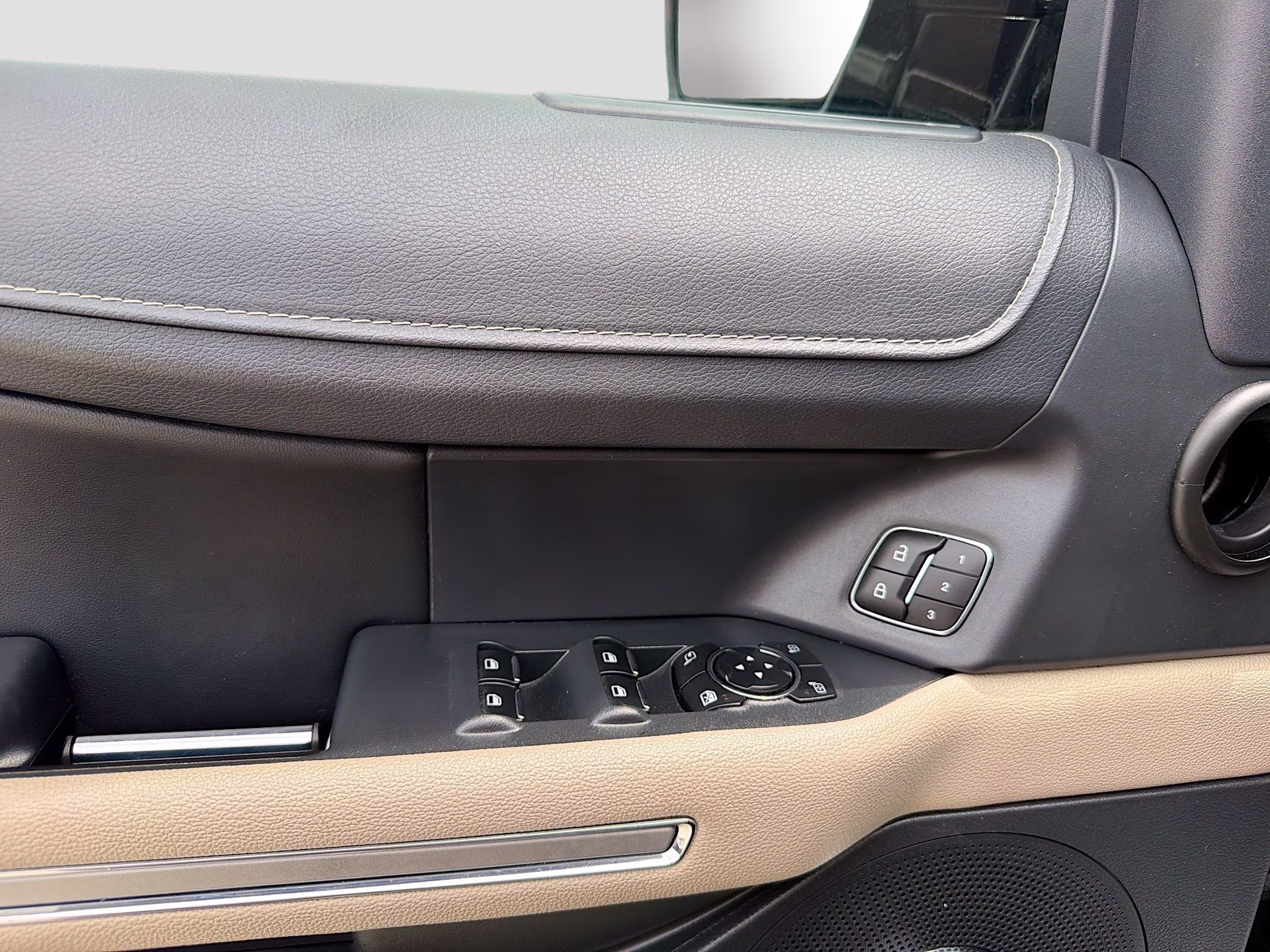 2024 Agate Black Metallic Ford Expedition Max Limited RWD SUV
