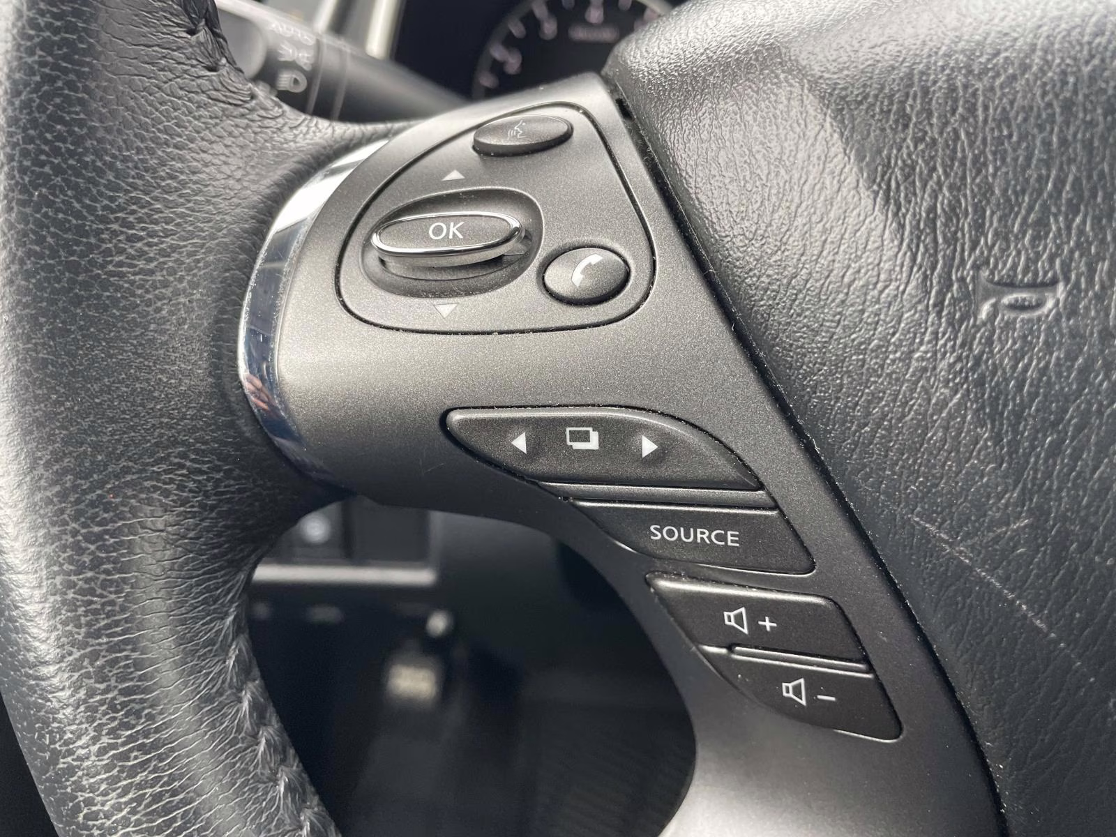 2020 Deep Blue Pearl Nissan Murano SV FWD SUV