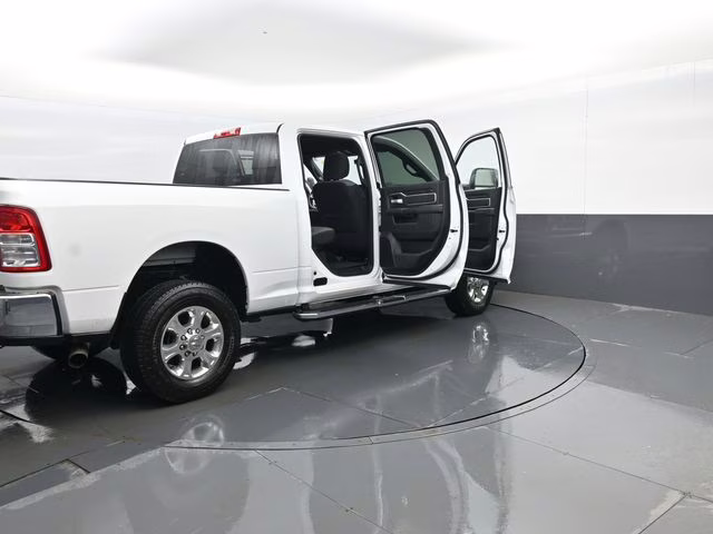 2024 Bright White Clearcoat Ram 2500 Big Horn 4X4 Truck