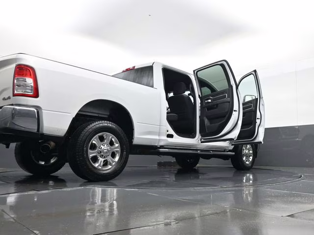 2024 Bright White Clearcoat Ram 2500 Big Horn 4X4 Truck